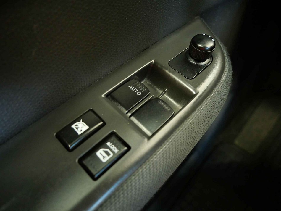Suzuki Swift 1.4i 