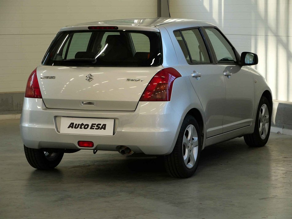 Suzuki Swift 1.4i 