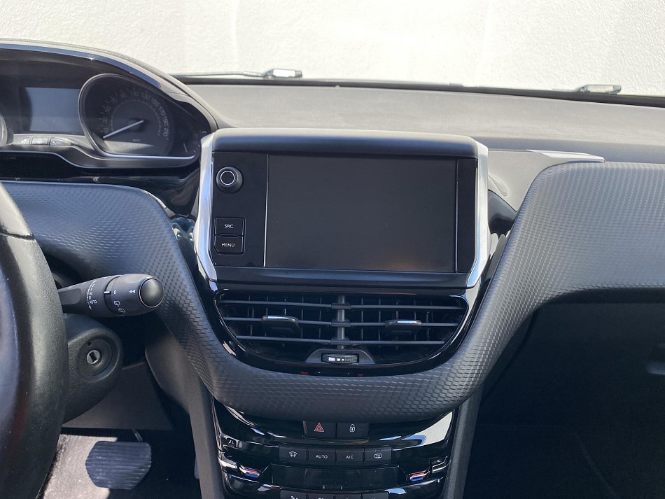 Peugeot 2008 1.2 PT Allure