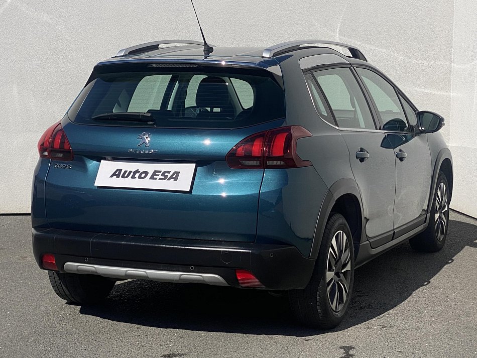 Peugeot 2008 1.2 PT Allure