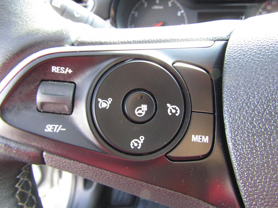 Opel Crossland X 1.2 T 