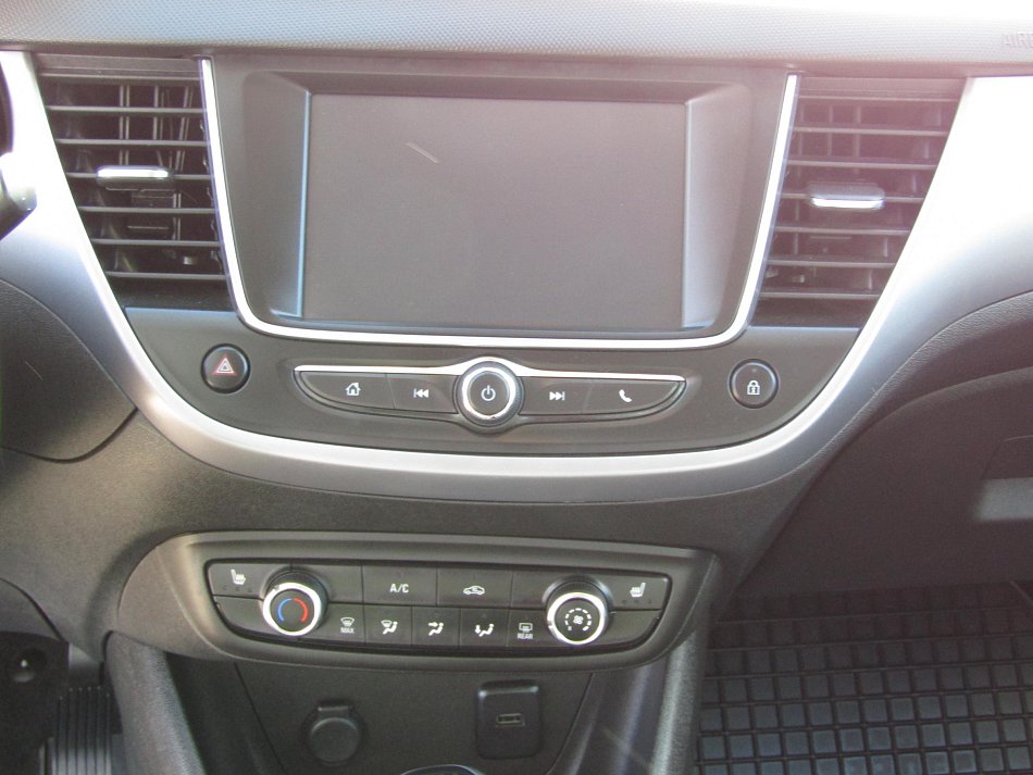 Opel Crossland X 1.2 T 