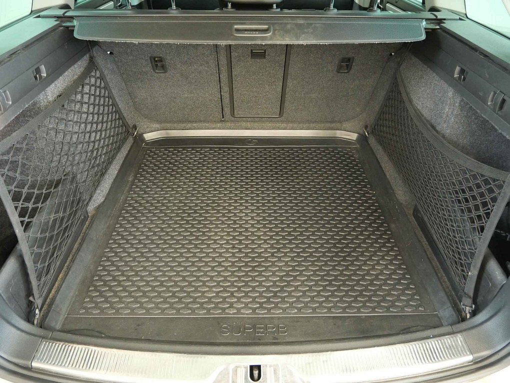 Škoda Superb II 2.0 TDi Elegance 4x4