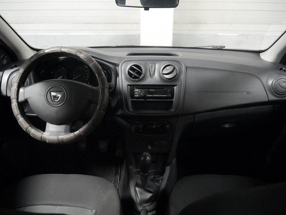 Dacia Sandero 1.2i 
