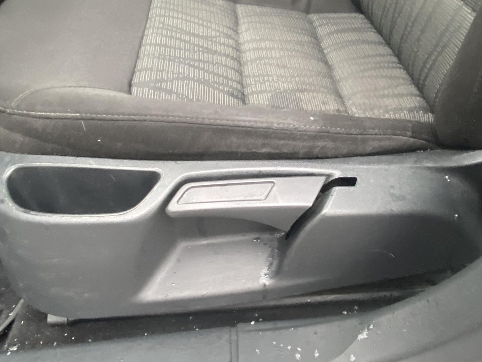 Škoda Octavia II 1.6 TDi Elegance