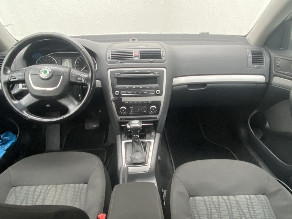 Škoda Octavia II 1.6 TDi Elegance