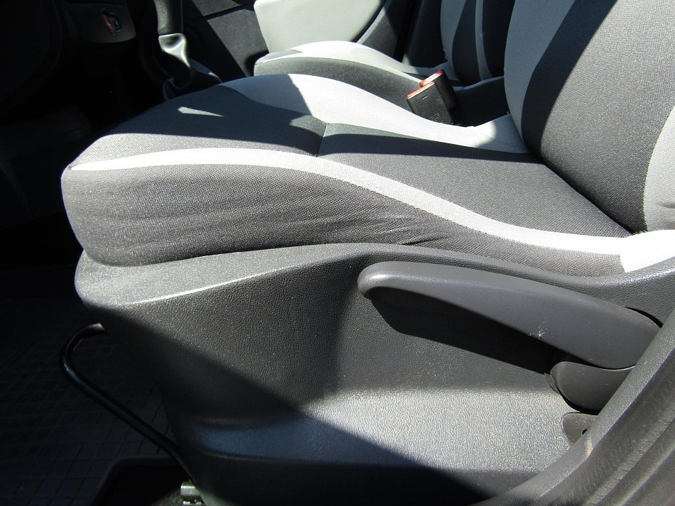 Renault Clio 1.2i 