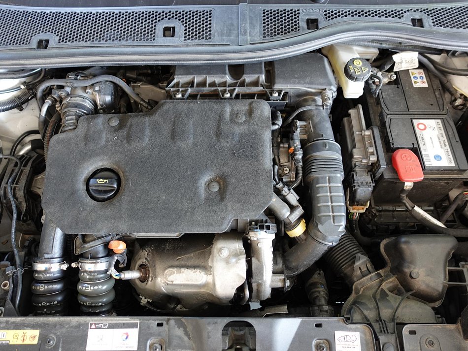 Peugeot 2008 1.5HDI 