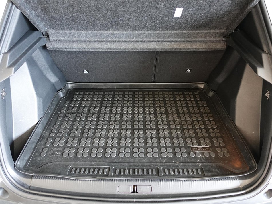 Peugeot 2008 1.5HDI 