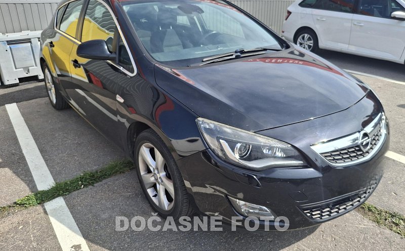 Opel Astra 1.4 T 