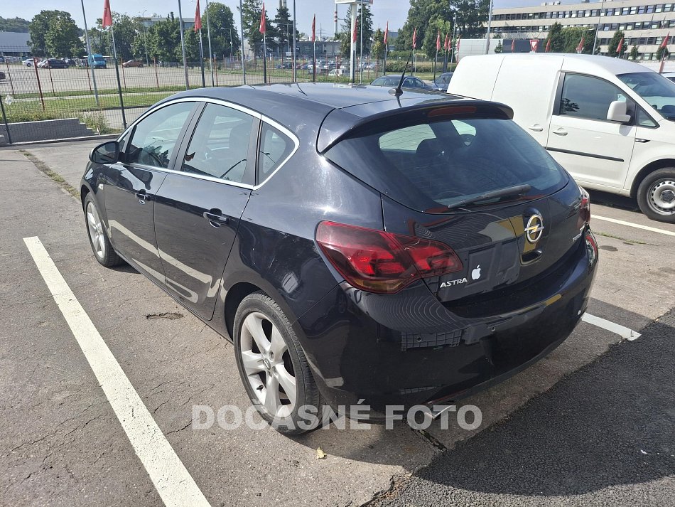 Opel Astra 1.4 T 