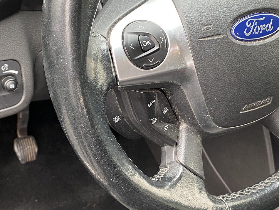 Ford Kuga 1.5 EB Titanium