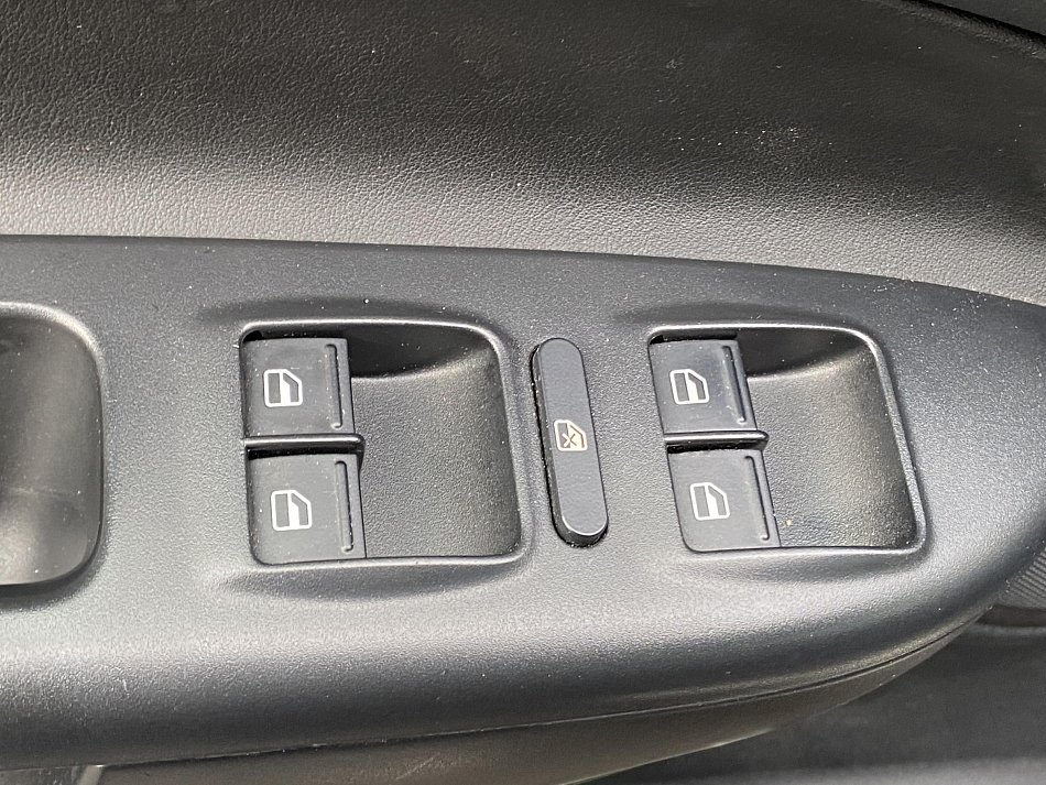 Škoda Octavia II 2.0 TDi RS