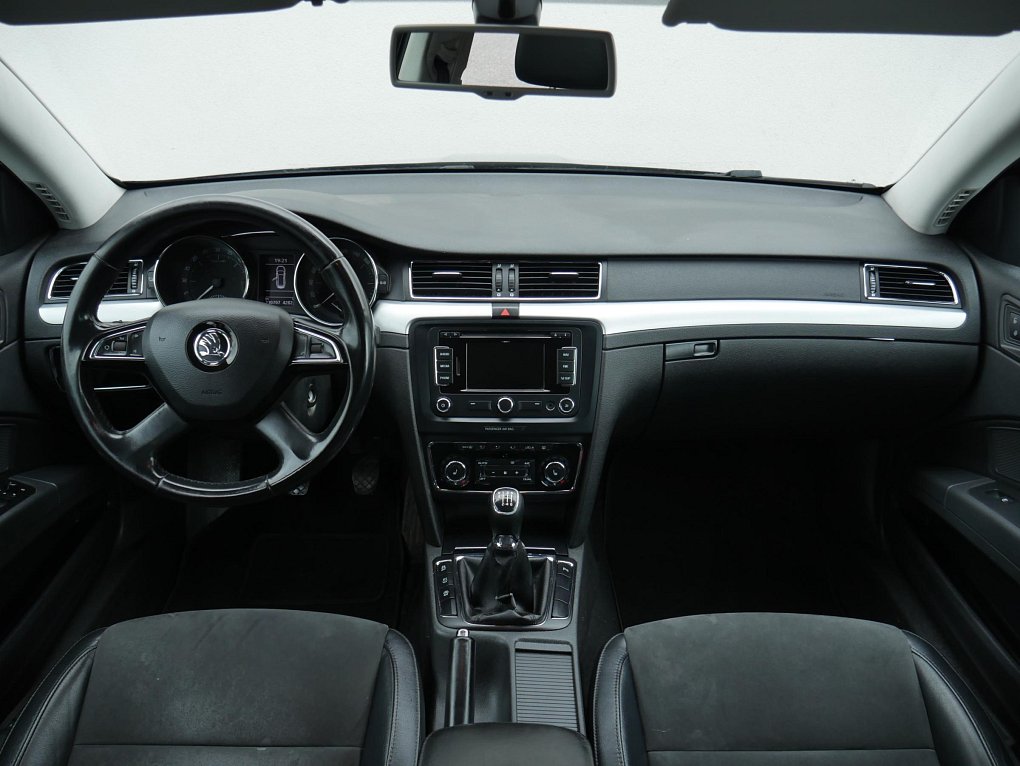 Škoda Superb II 2.0 TDi 