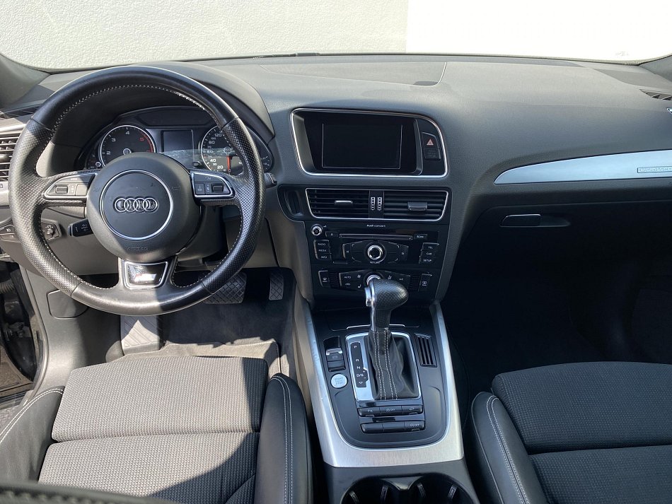 Audi Q5 2.0 TDi  Quattro