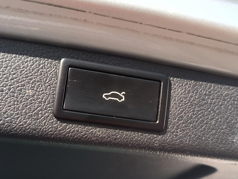 Škoda Superb II 2.0 TSI L&K