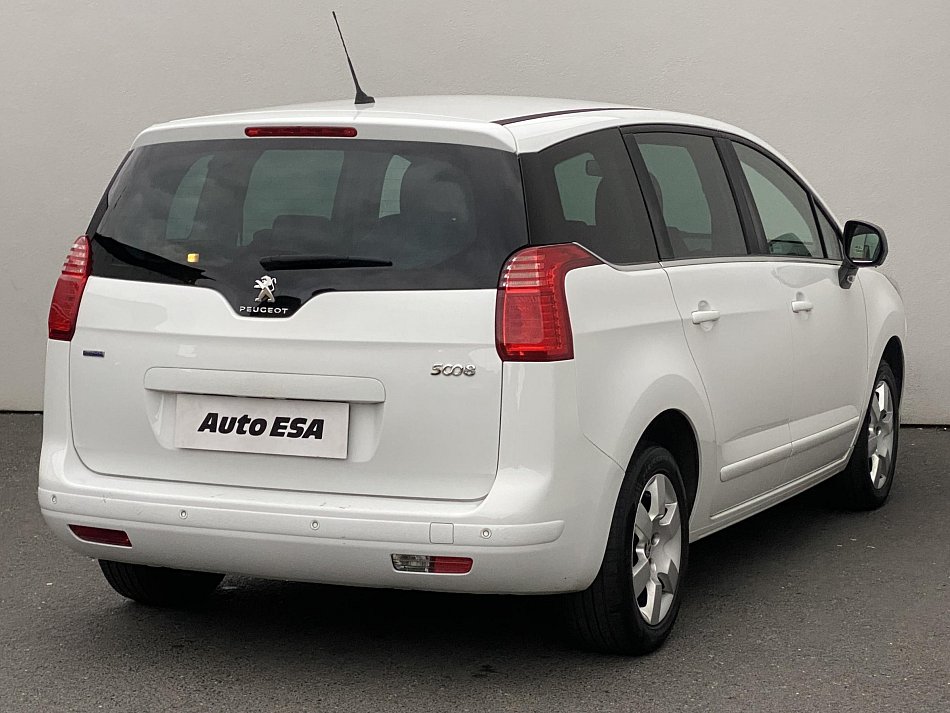 Peugeot 5008 1.6 HDi 