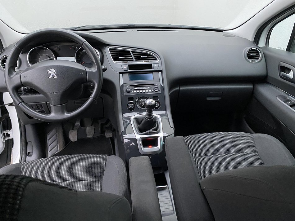 Peugeot 5008 1.6 HDi 