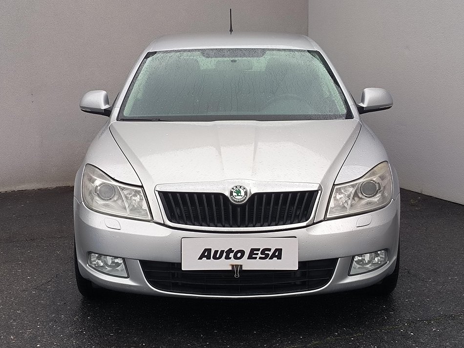 Škoda Octavia II 2.0 TDi Elegance