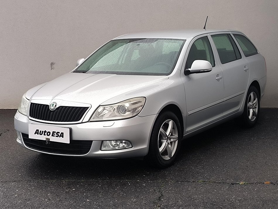 Škoda Octavia II 2.0 TDi Elegance