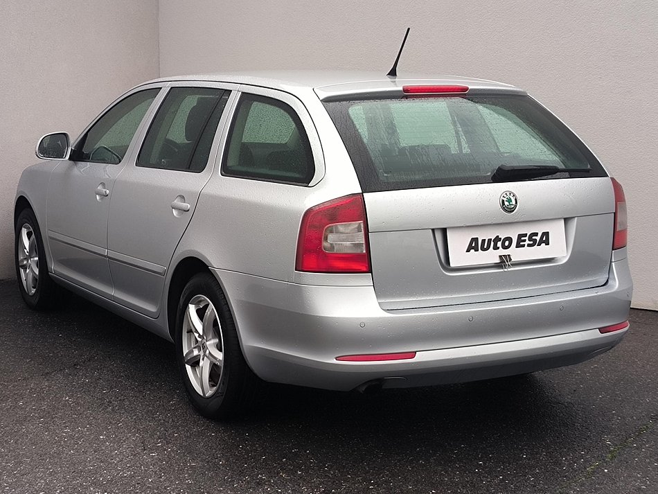 Škoda Octavia II 2.0 TDi Elegance