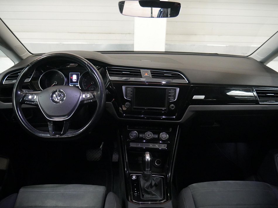 Volkswagen Touran 2.0TDi 