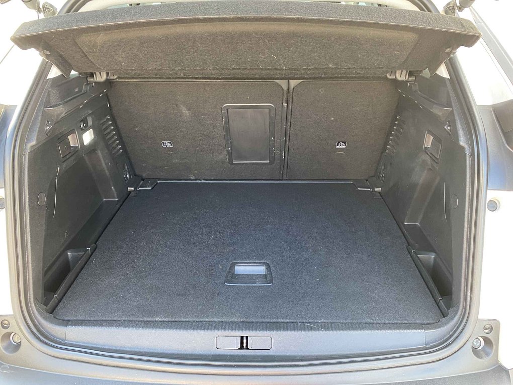 Peugeot 3008 1.2PT Allure