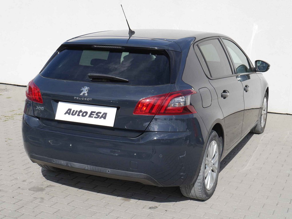 Peugeot 308 1.2PT 