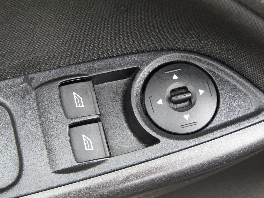 Ford Focus 1.6 Ti-VCT 