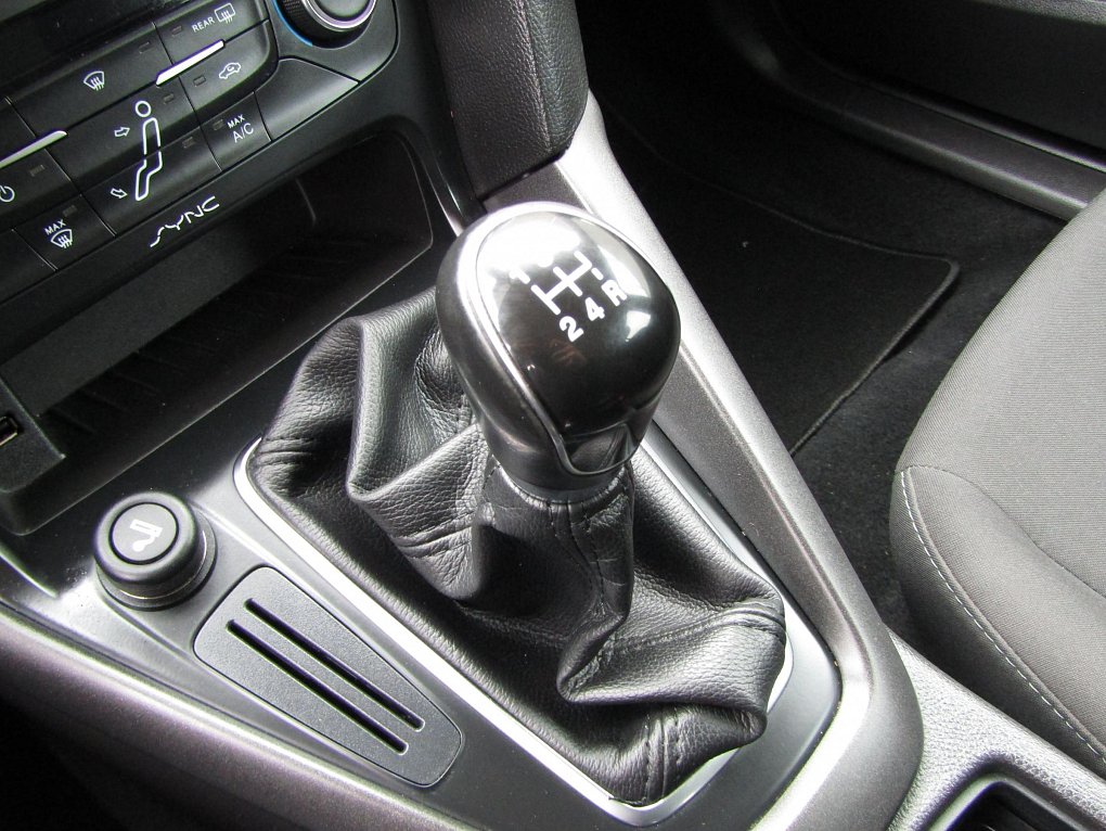 Ford Focus 1.6 Ti-VCT 