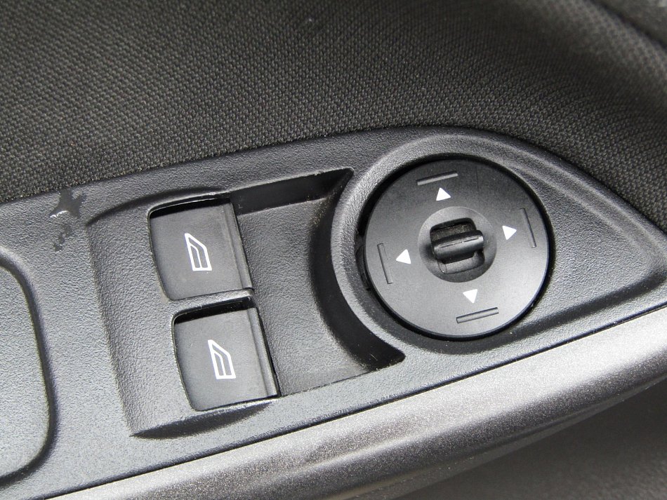 Ford Focus 1.6 Ti-VCT 