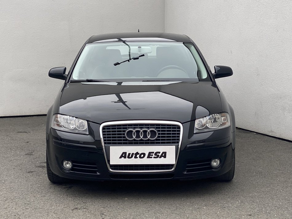 Audi A3 1.6 i 