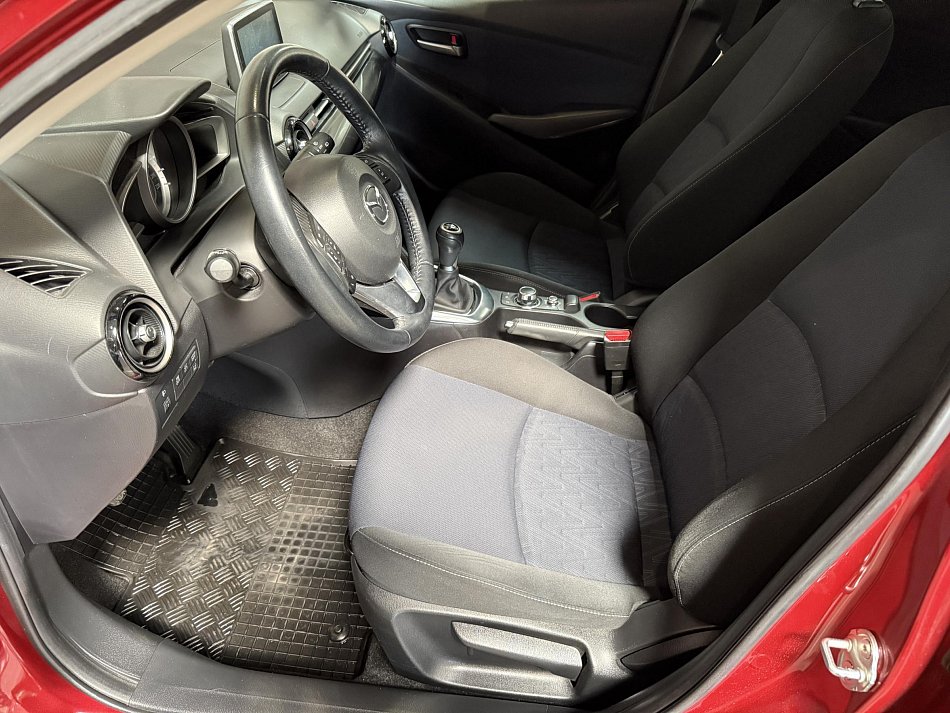 Mazda 2 1.5i 