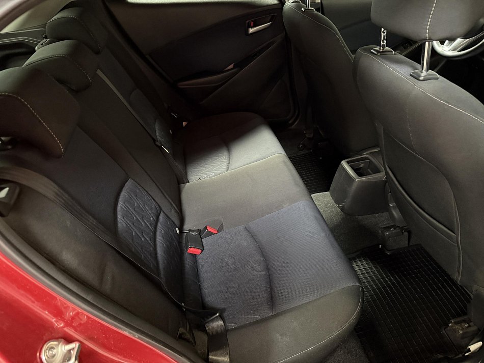 Mazda 2 1.5i 