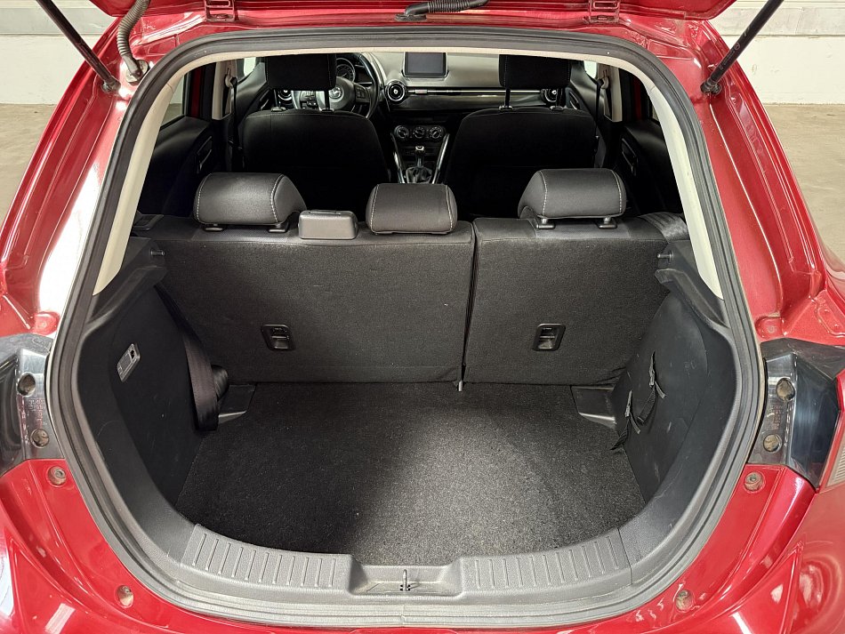 Mazda 2 1.5i 