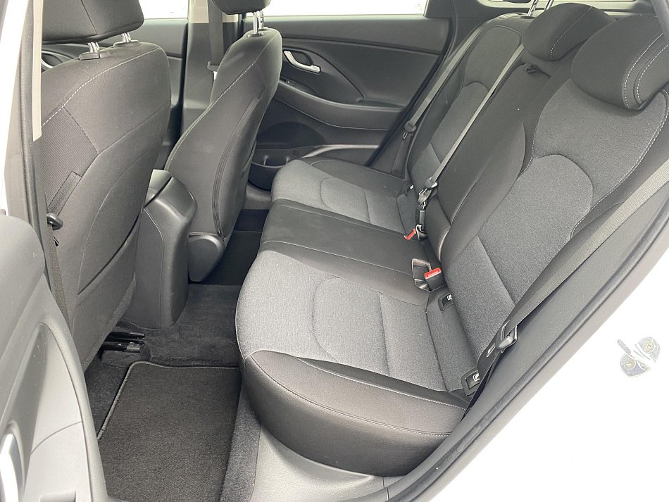 Hyundai I30 1.5 DPi Smart