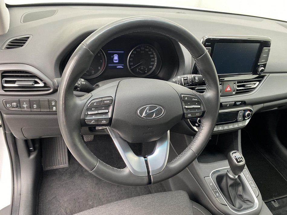Hyundai I30 1.5 DPi Smart