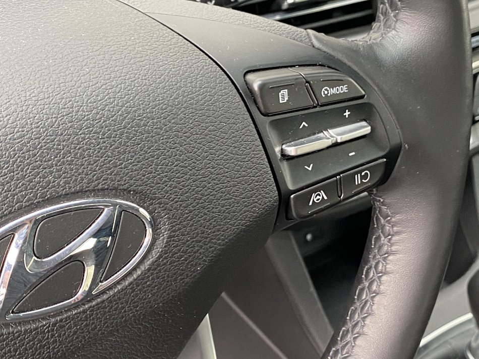 Hyundai I30 1.5 DPi Smart