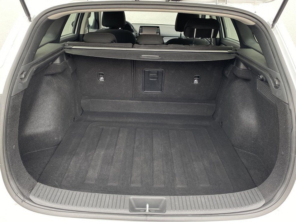 Hyundai I30 1.5 DPi Smart
