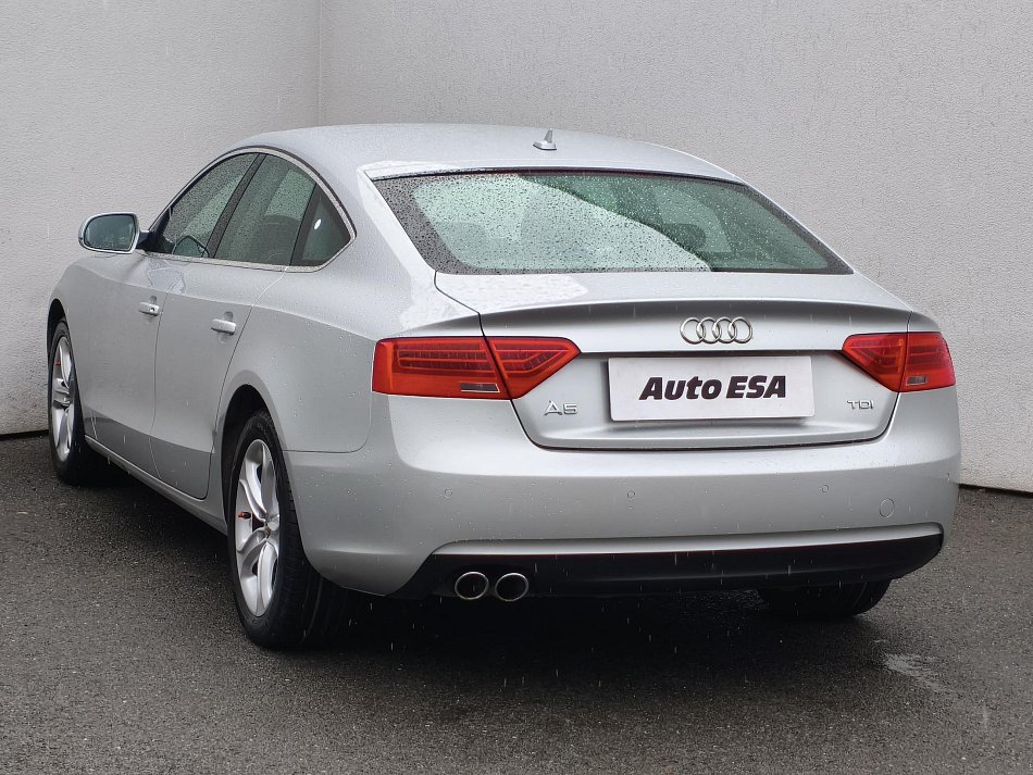 Audi A5 2.0 TDi 