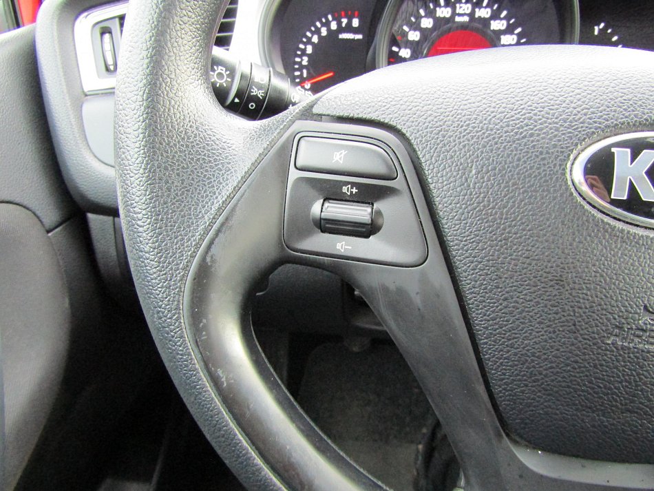 Kia Ceed 1.4 16V 
