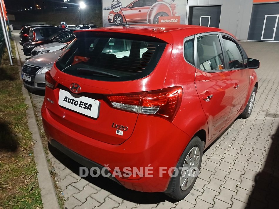 Hyundai Ix20 1.6i 