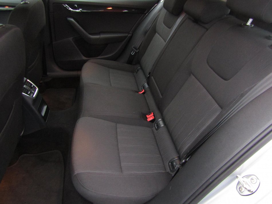 Škoda Octavia III 2.0TDi Style