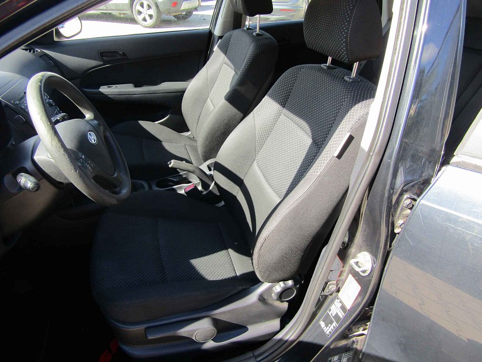 Hyundai I30 1.4 i 
