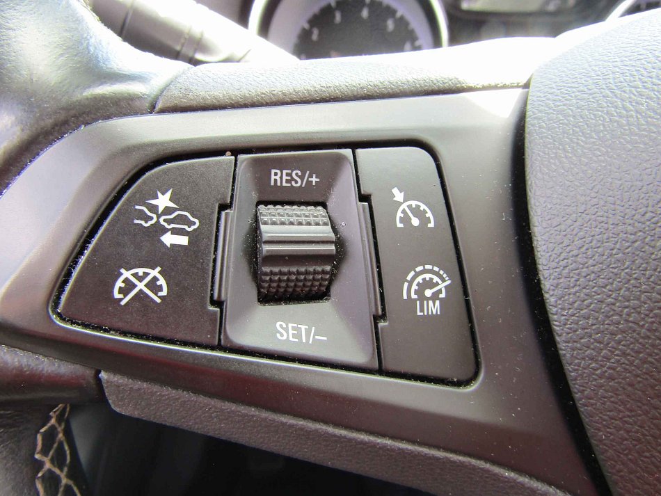 Opel Astra 1.4 T 