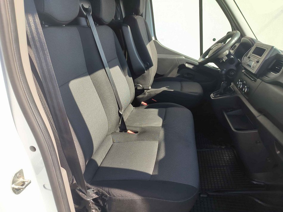 Renault Master 2.3dCi Cool L3H2