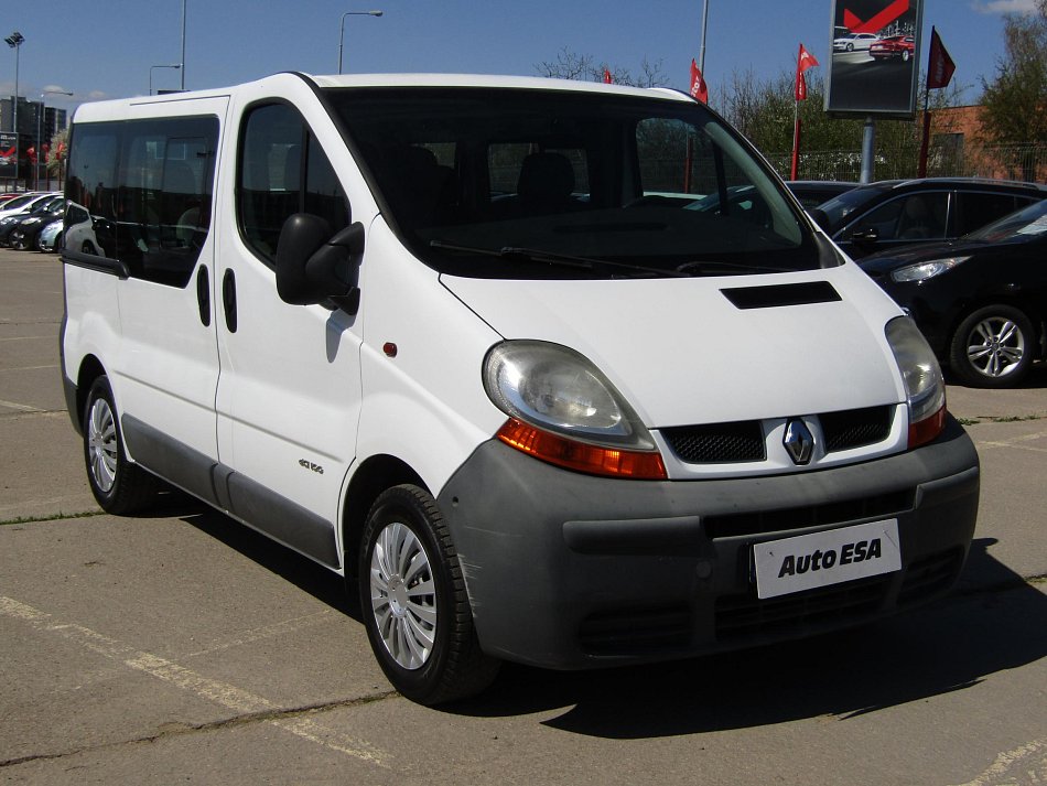 Renault Trafic 1.9dCi  9míst