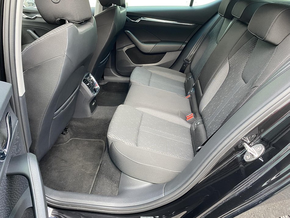 Škoda Octavia IV 2.0 TDi Style