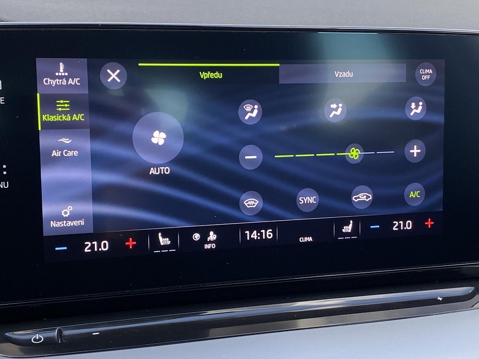 Škoda Octavia IV 2.0 TDi Style