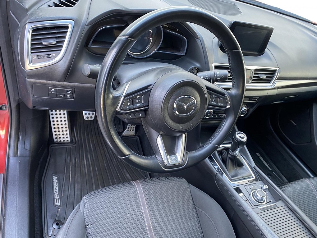 Mazda 3 2.0 i 
